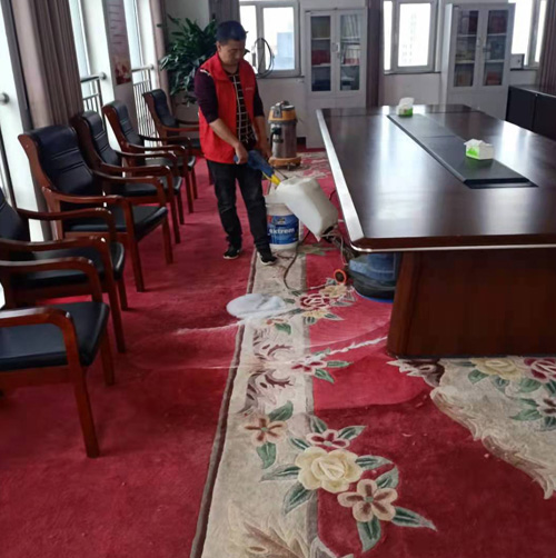 清洗現(xiàn)場(chǎng)